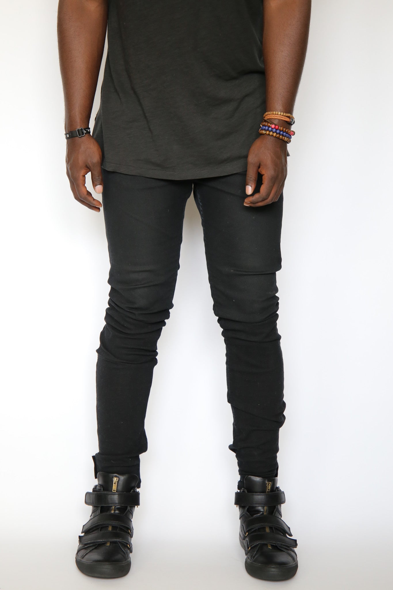 Slim Fit Auto-Taper Jeans (Black)
