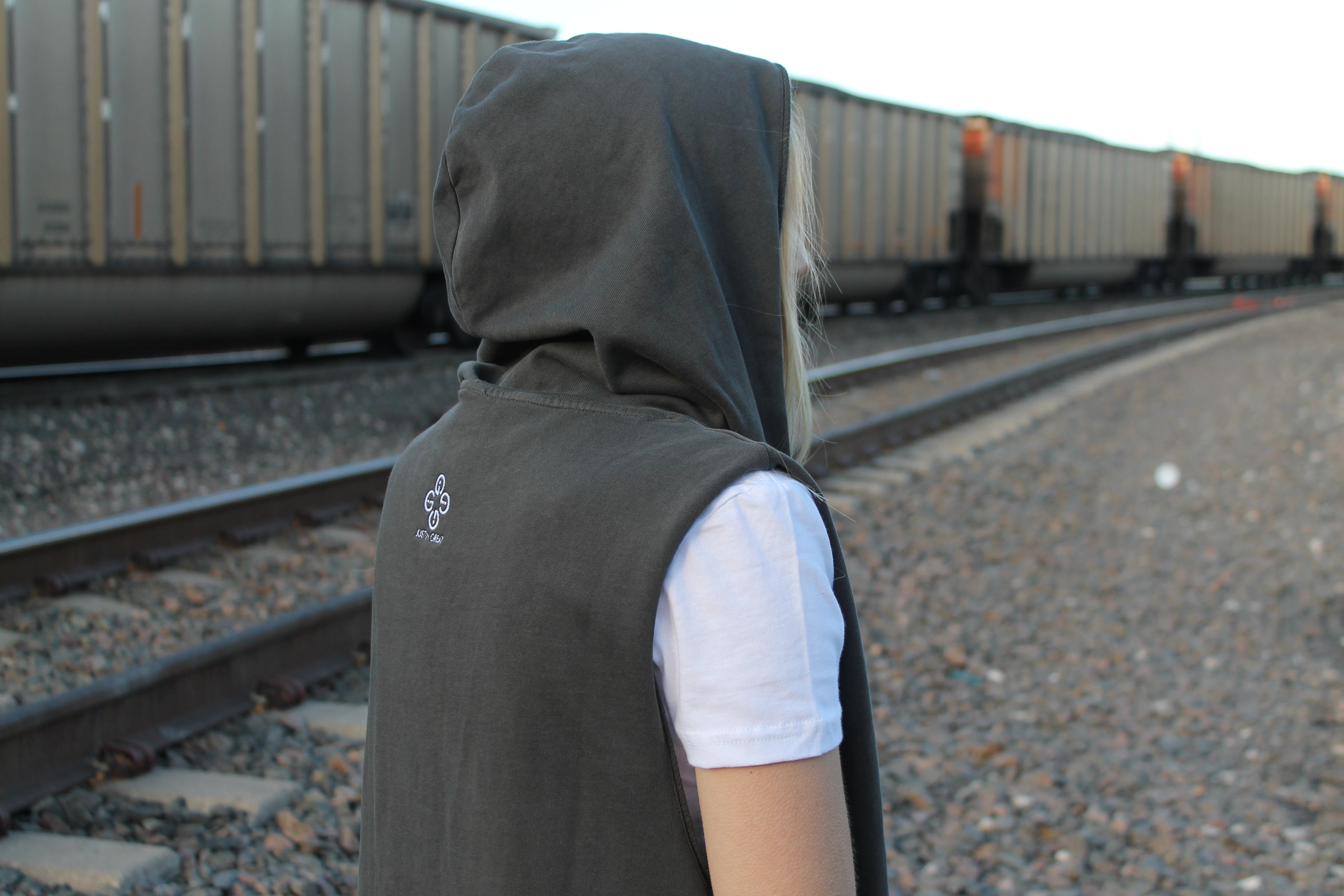 Hooded 3/4 Vest