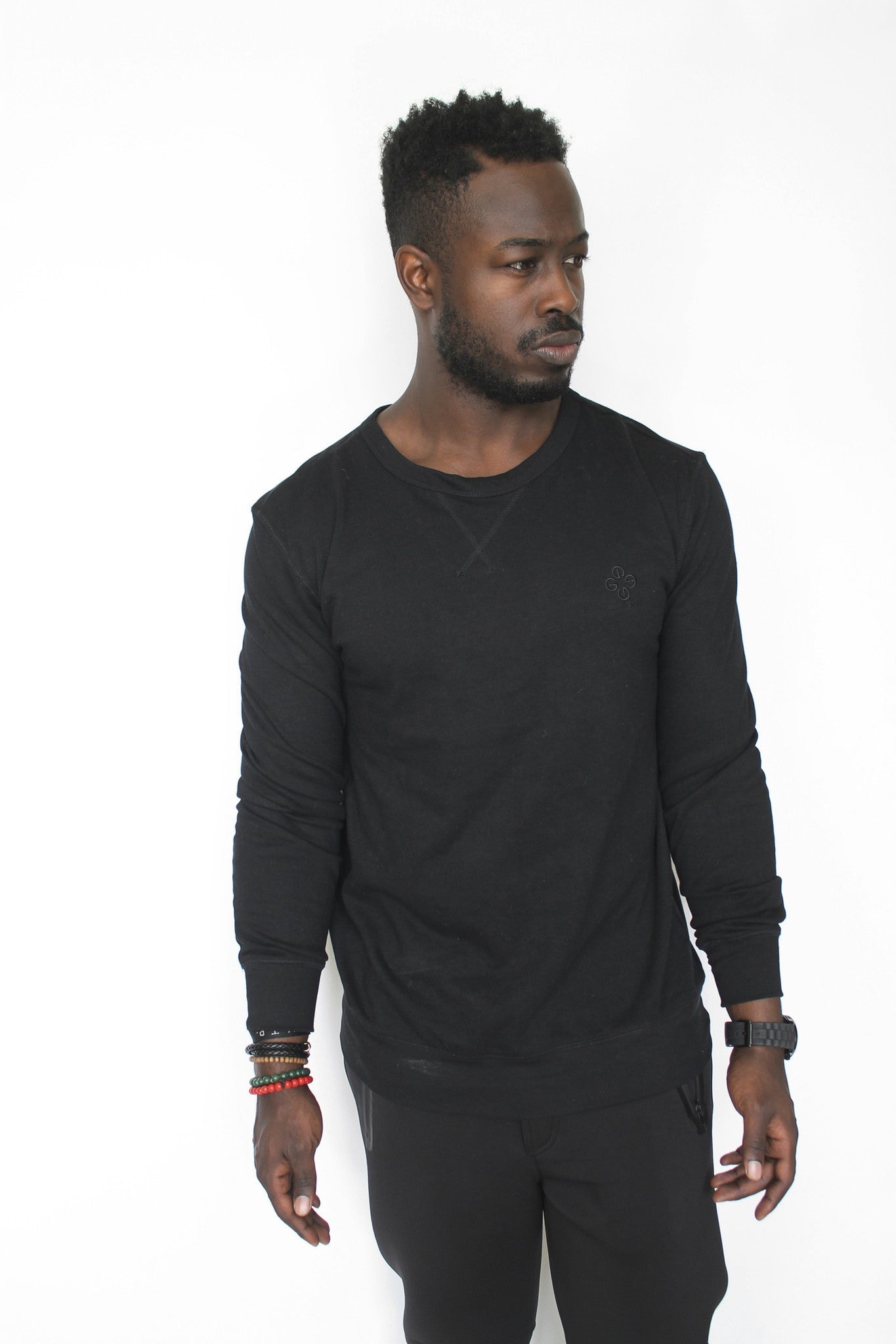 Black Basic Crew Sweater