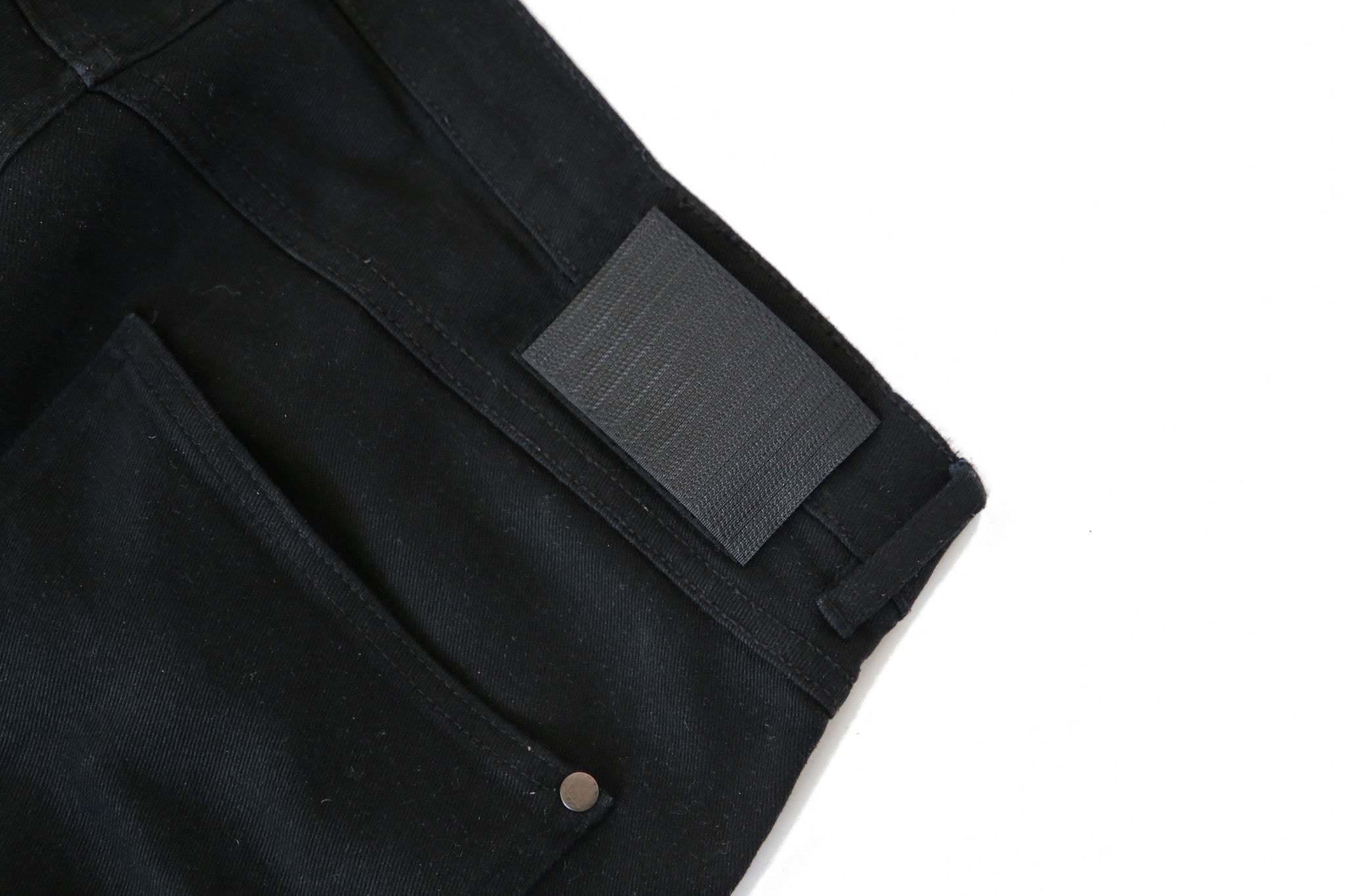 Slim Fit Auto-Taper Jeans (Black)